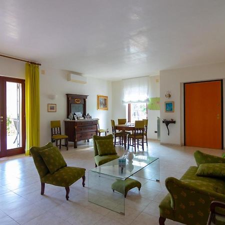 La Volpina Bed and Breakfast Martina Franca Buitenkant foto